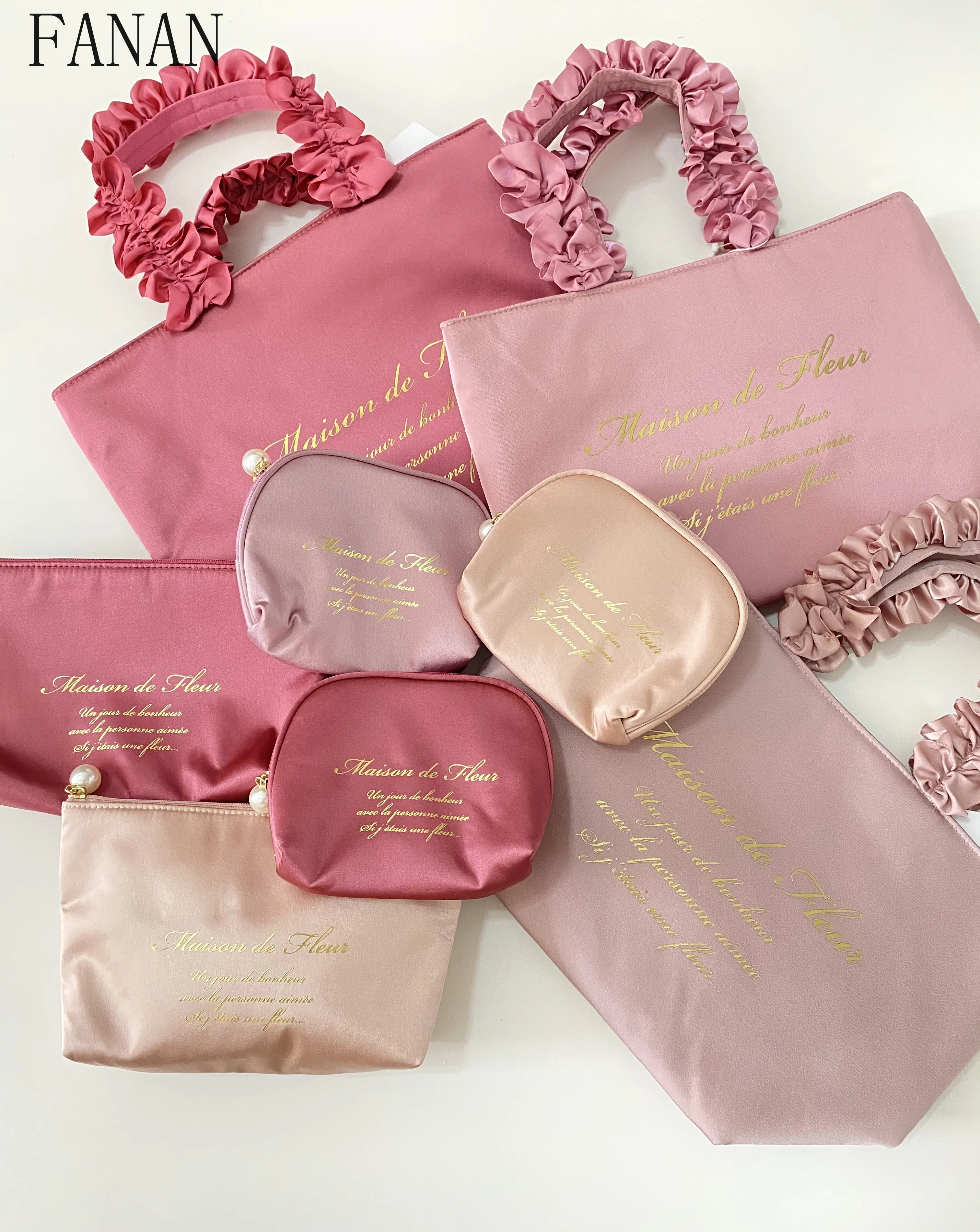 

Women's Handbags Fashion 2025 New Japanese Style Cute Casual Handbag Pleated Handle Satin Top-Handle Tote Bag Tissue Makeup Bags