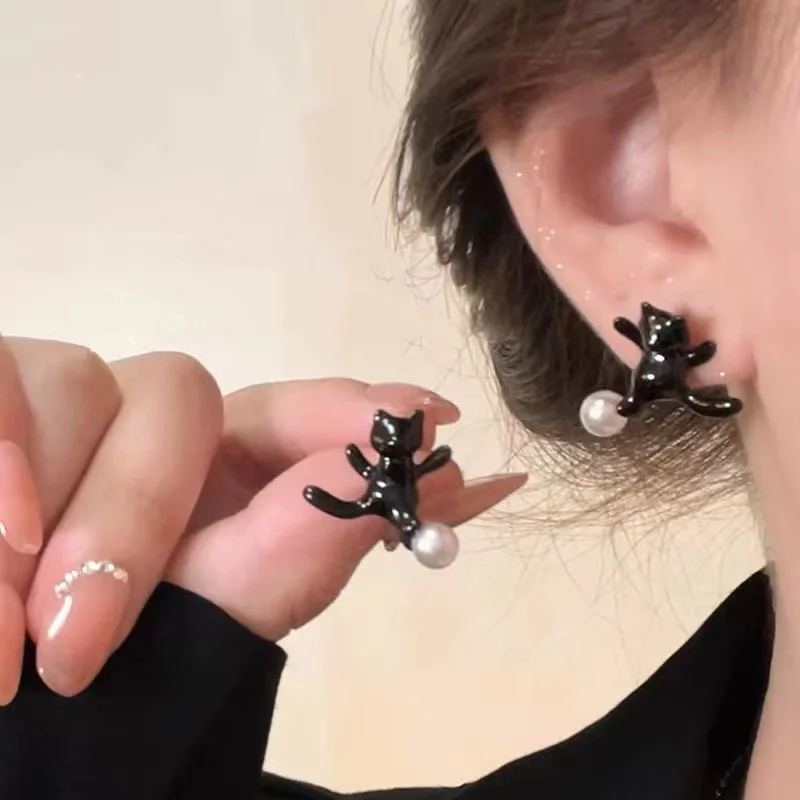 Personality Funny Cat Ear Cuffs Clip Earrings for Women Girls Kitten Dog Animal Stud Earring Aesthetic Y2k Jewelry Hip-hop Gifts