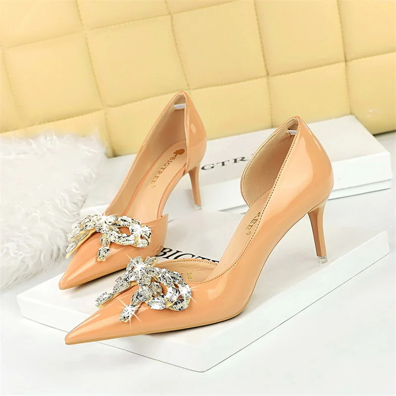 Shallow Mouth Pointed Toe Hollow Sandal Elegant Fashion Party Wedding Women's High Heels Rhinestone Embellished Single Shoes