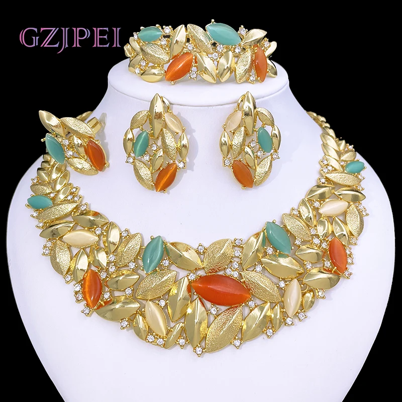 

Dubai Gold Plated Jewelry Set For Women Vintage Rhinestone Necklace Earrings Bracelet Ring Full Set Jewelry Wedding Party Gift