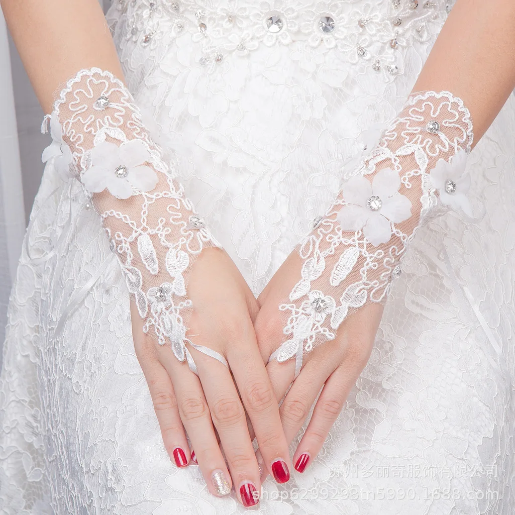 Bridal Wedding Gloves Lace Open Hand Back Hook Finger Flower Diamond Wedding Gloves