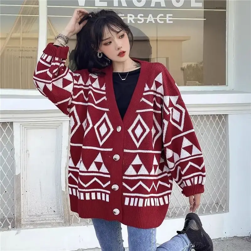 เสื้อคาร์ดิแกนไหมพรมถักสำหรับผู้หญิง คุณภาพพรีเมียม ไม่เป็นขุย แขนยาว คอวี ความยาวปกติ สำหรับฤดูใบไม้ร่วงและฤดูหนาว รุ่นใหม่จากตงกวน D...