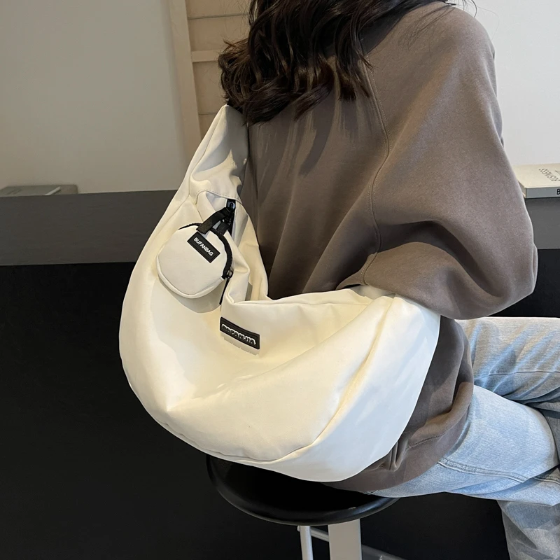 Half-moon Shape Nylon Crossbody Bags Solid Color Large Capacity Dumpling Shoulder Bag Zipper Waterproof Sports Message Hobo Bag