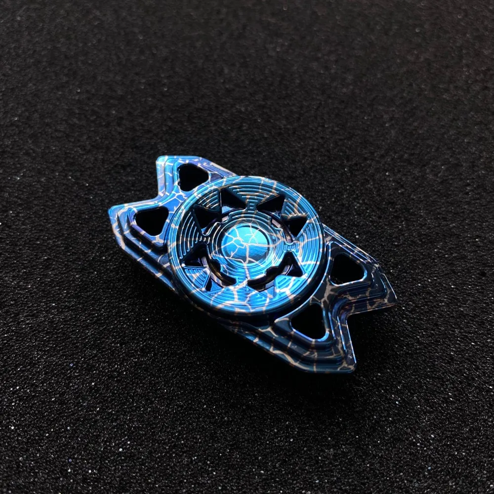 WMEDC Bat Fidget Spinner Giocattolo antistress in acciaio inossidabile Fidget Spinner a due pale Accessori da scrivania per ufficio Giocattolo novità