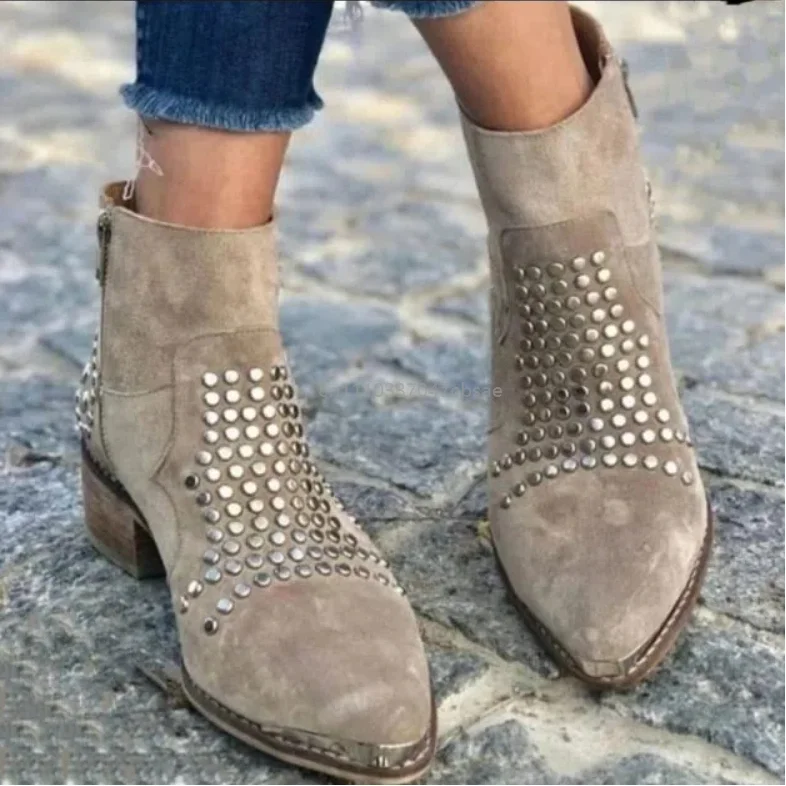 

Vintage Western Rivet Studded Ankle Boots Women Suede Chunky Heel Side Zipper Pointed Toe Short Bootes Fashion Party Street Wear