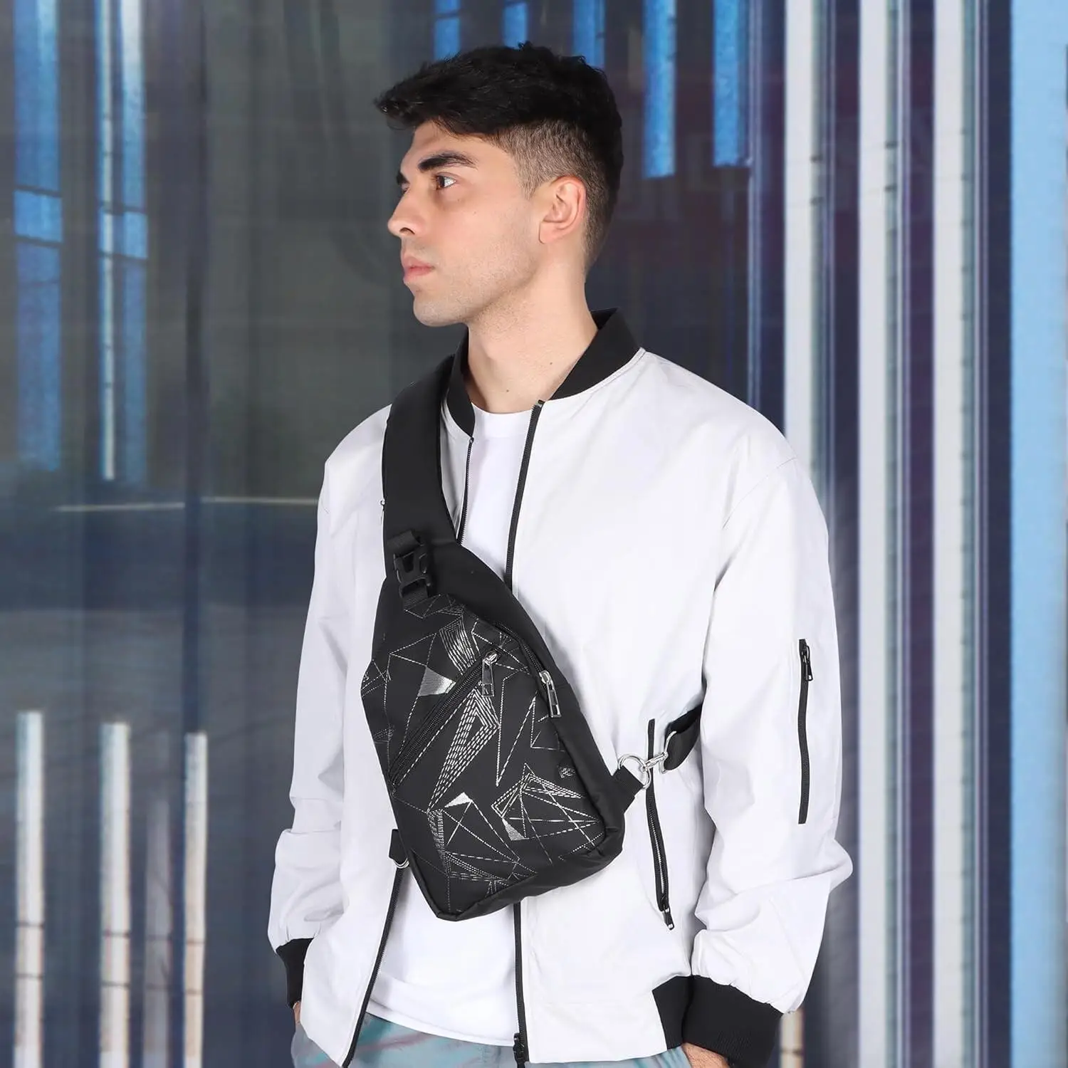 

Casual Men's Crossbody Sling Bag, Durable Nylon Material with Adjustable Strap & Multi-Pocket, Must-Have for Students & Workers