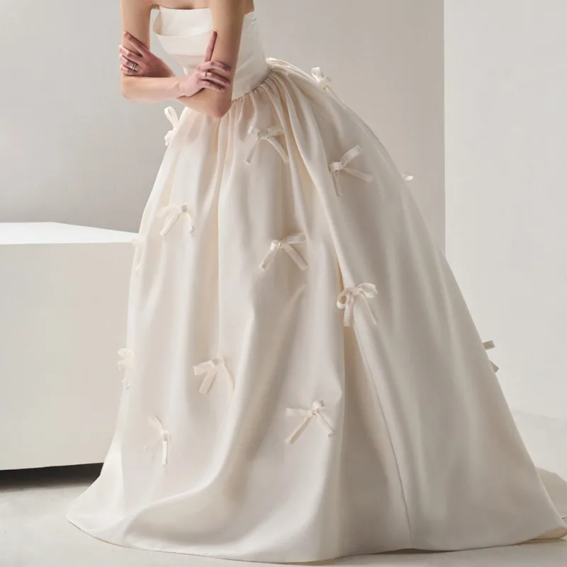 Herben-style Satin Ball Gown Strapless Wedding Gowns Vintage Bow Backless Princess Party Dress Luxury Evening Gown Formal Dress