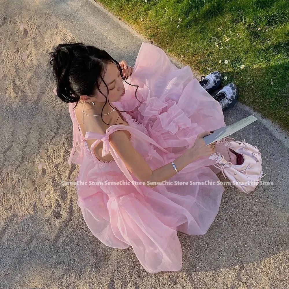 Gaun Prom Mini Merah Muda Gaun Pesta Tali Spaghetti Busur Korea Lipatan Gaun Pesta Tanpa Lengan Ulang Tahun Pendek Tulle Disesuaikan