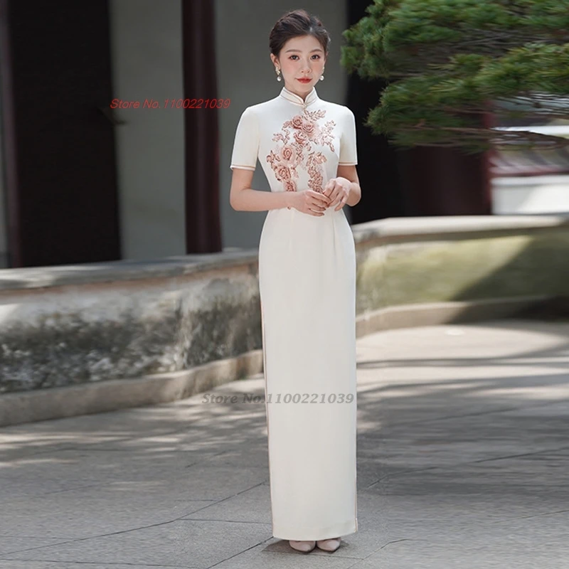 

Китайское винтажное платье 2025 года, улучшенное Ципао, национальная цветочная вышивка, Cheongsam, платье для выступления на сцене, банкетное вечернее платье