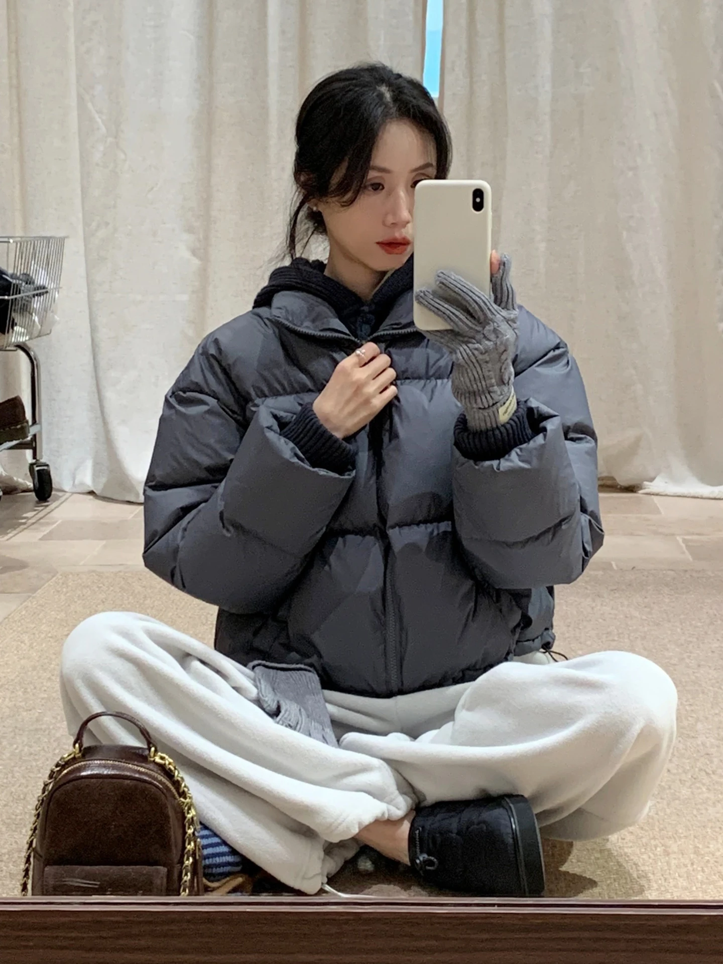 

YNVN Women's Puffer Jaet 90 White Du down ort Bread Sle Coat with Hood Splicing Design Winter New Arrival