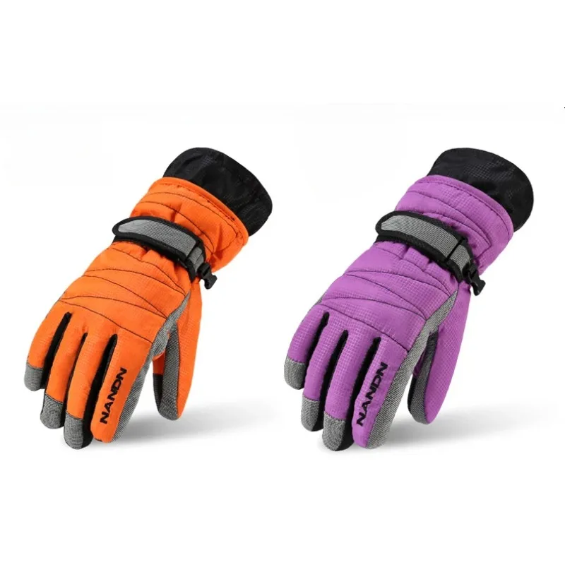 S-XL Winter Warm Mountain Snowboard Ski Gloves Men Women Cold Snow Skiing Mittens Waterproof Snowmobile Gloves Rockbros