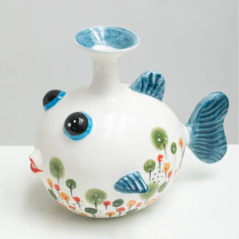 【Premium】Hand Drawn Small Fish Ceramic Vase, Living Room Dining Table Flower Arrangement, Abstract Art Sculpture Decorative Vase