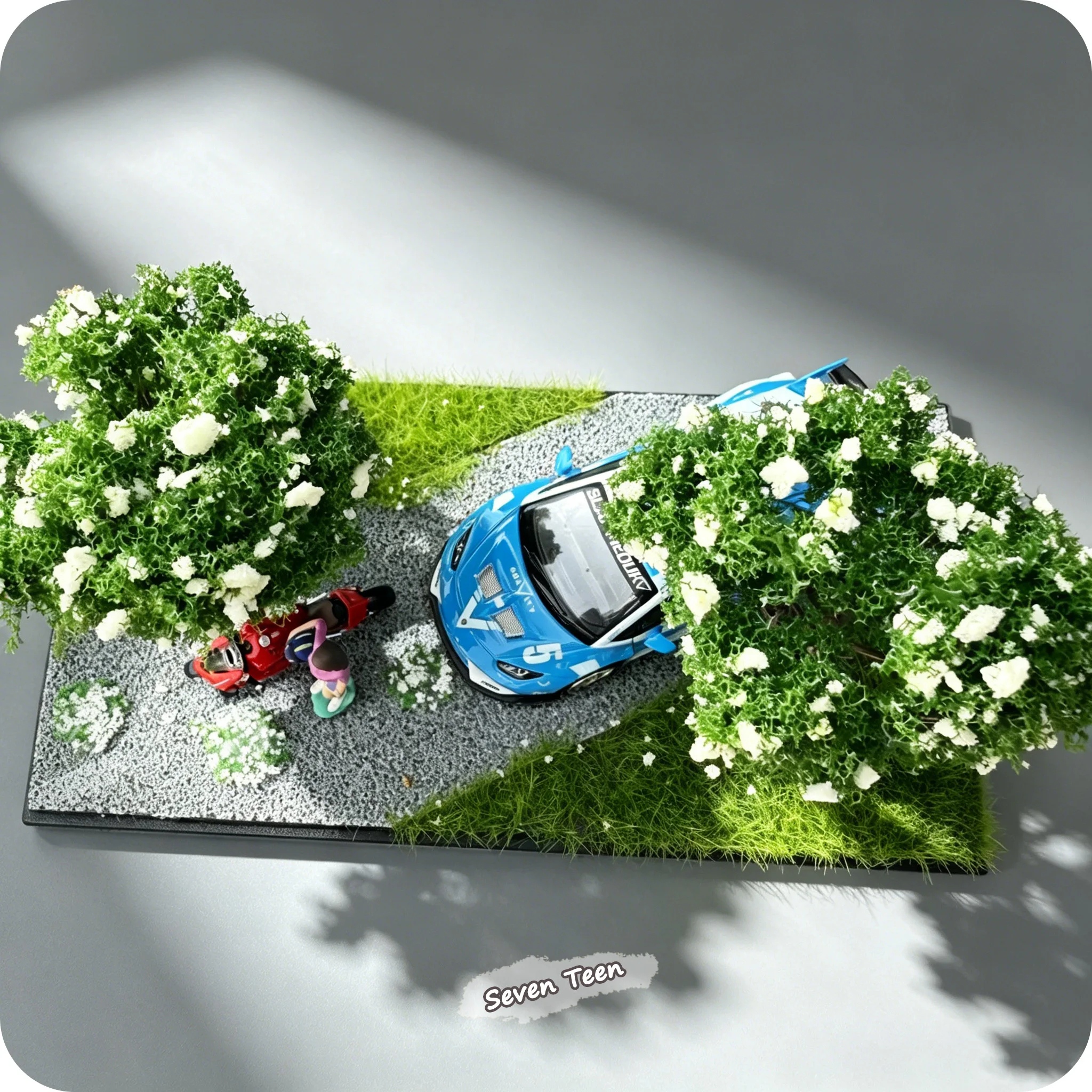 1:64 Summer Cherry Blossom Miniature Scene Home Decor Desktop Ornament Car Model Display Case Collector Enthusiasts