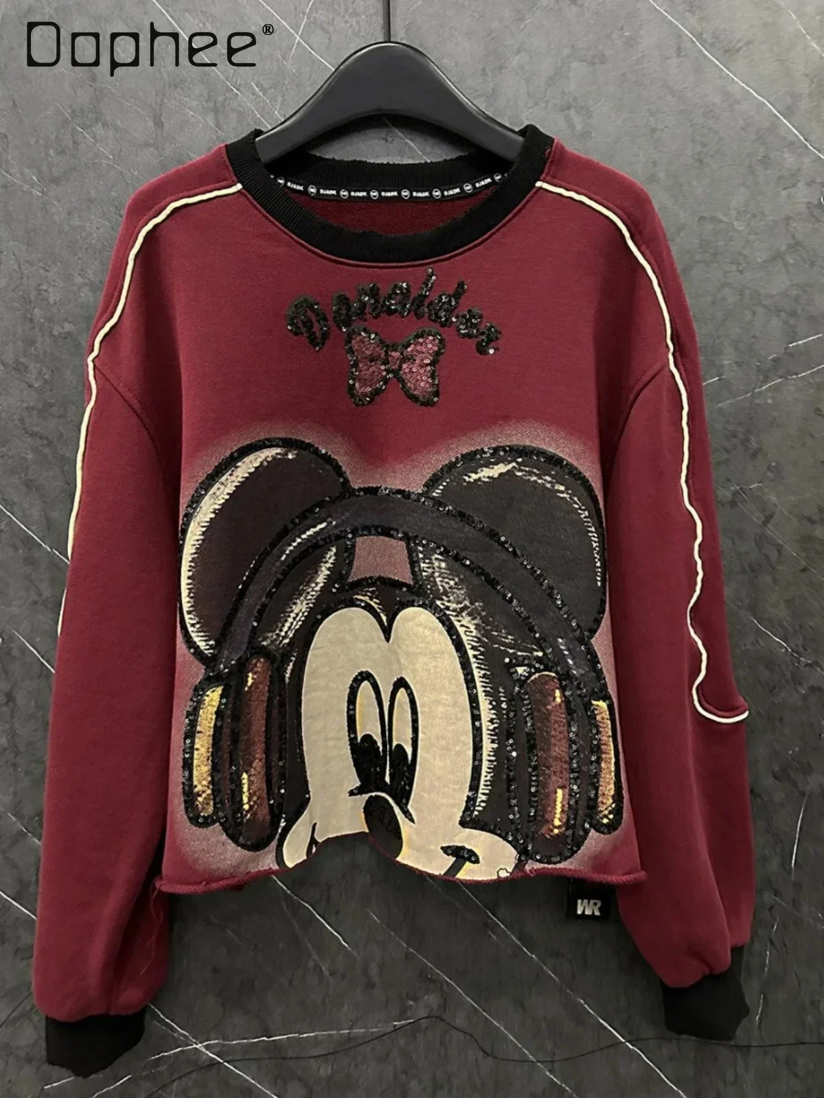 2024 Autumn Winter New Heavy Industry Sequin Printed Bow Crew Neck Sweatshirts Women\'s Loose Short Cartoon Top Kawaii Clothes