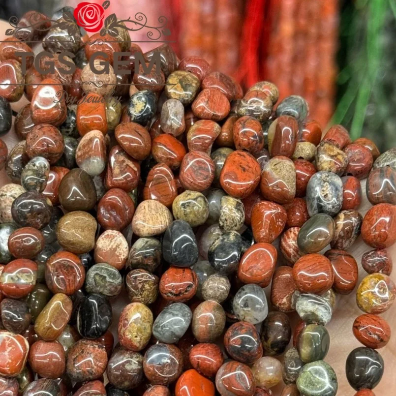 

Factory direct6-8mm Flower color Warring States Red small irregular gemstone fragments shaped gemstone beads DIY bracelet 15 ''