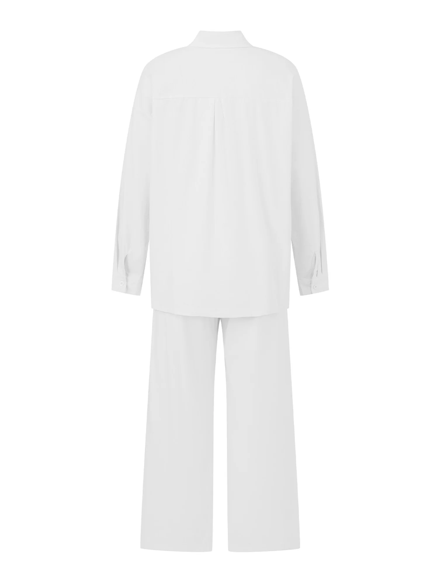 طقم صالة نسائي مكون من قطعتين مع لون سادة وأكمام طويلة وياقة على شكل طية صدر السترة وتفاصيل سفلية وسراويل خصر مرنة مع