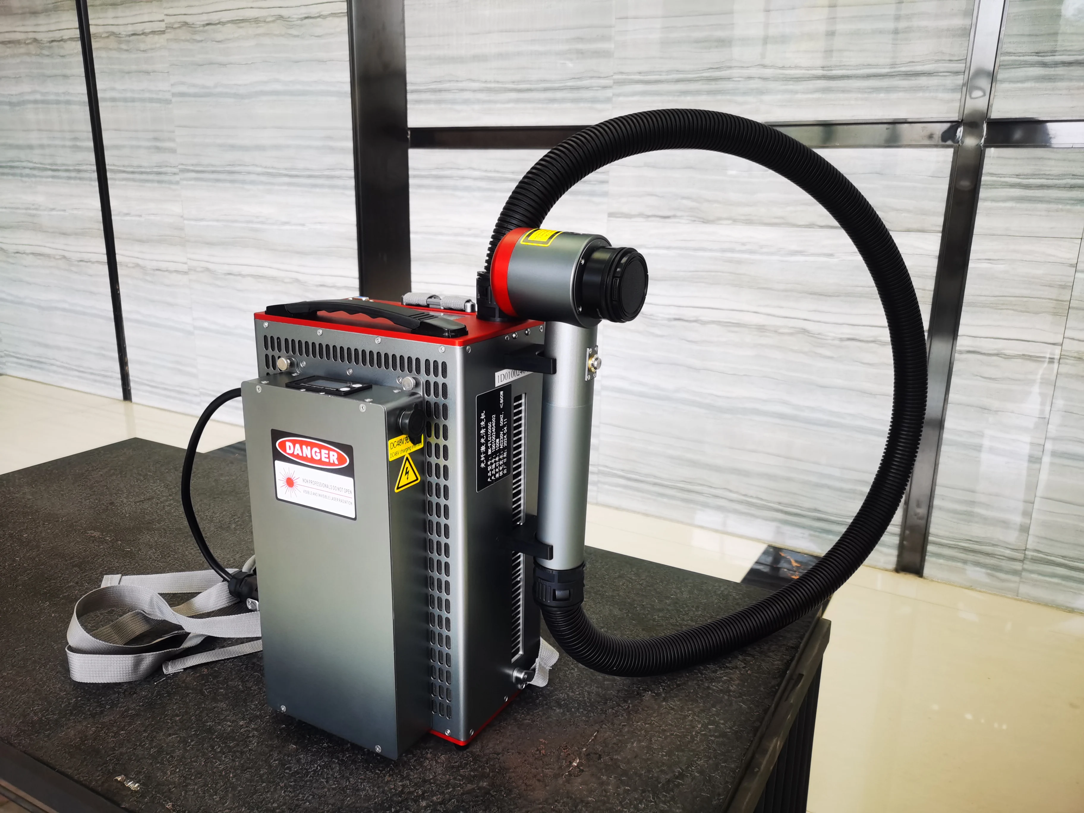 Fiber Laser Handheld Cleaning Head for Rust Removal - Portable Laser Cleaning Machine