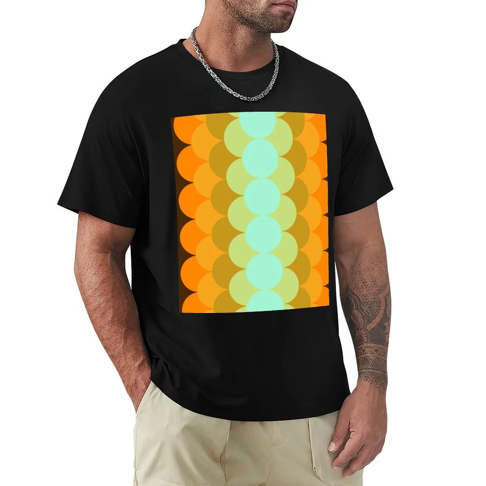 

Backatcha - minimal retro throwback 70's abstract pattern art decor T-Shirt Graphic Print Short Sleeve T-Shirt