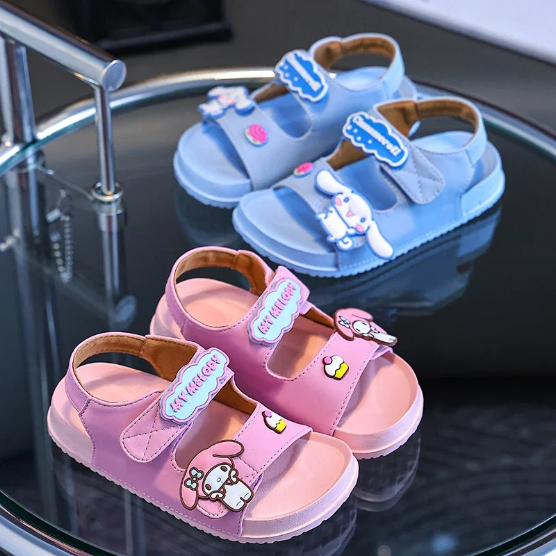 

Детские сандалии Miniso Kuromi Sanrio HelloKitty Kids Melody Cinnamoroll, милые тапочки для девочек, нескользящая пляжная обувь, подарок для детей