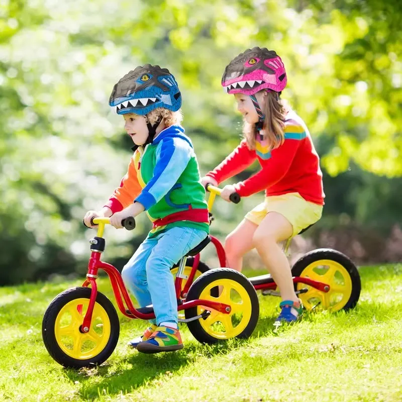 

Children Cycling Helmet with Tail Light Hot Selling 3D Cartoon Design Balance Bike Roller Skating Half-Helmets For Child Kids