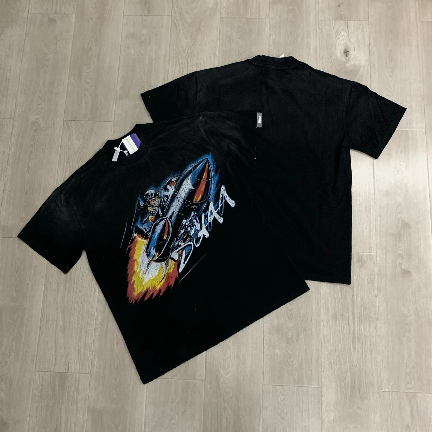 

Футболка DUAA Next Level Streetwear с коротким рукавом, стразами, эффектом потертости, винтажным дизайном с дырками, удобная, дышащая, из хлопка
