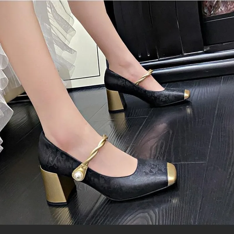 Factory direct sales 2026 new square head splicing face printed thick heel new Chinese Yuya Mary Jane high heels women\'s shoes