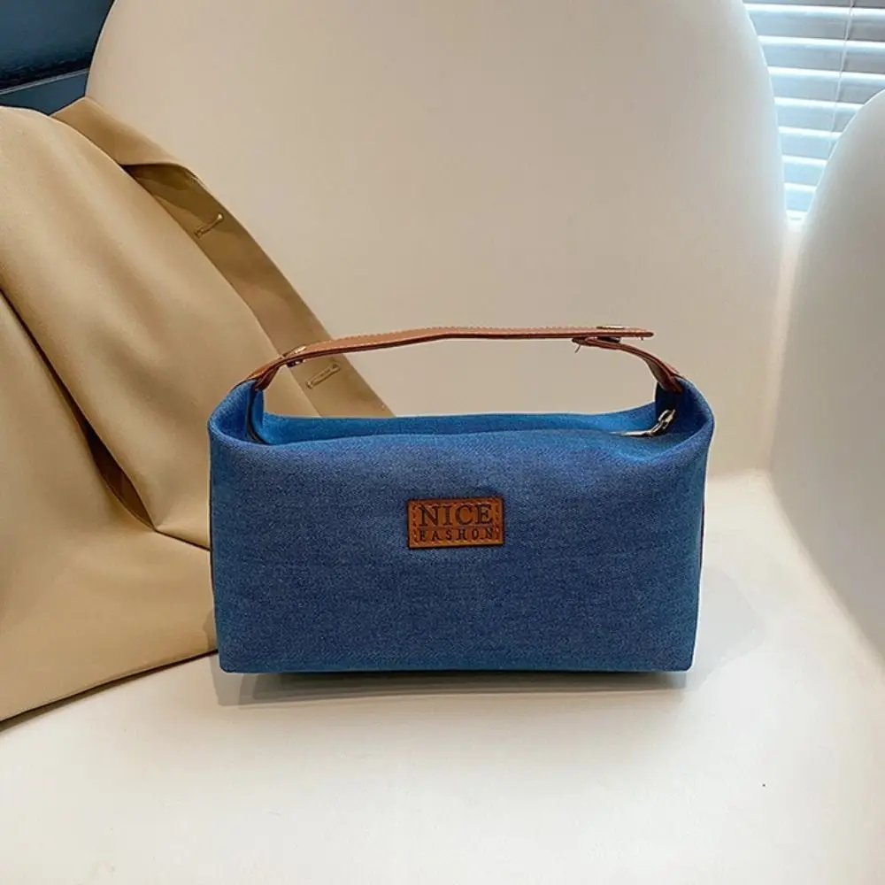 

Large Capacity Cosmetic Bag with Handle Retro Blue Makeup Handbag Portable Toiletry Organizer Makeup Storage Bag Men Women