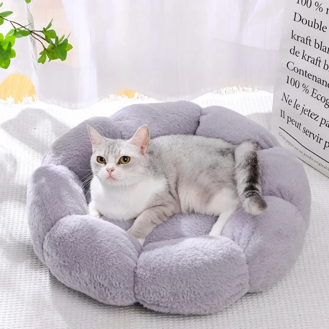 New 2024 Cute Dog Cat Pet Nest Dog Nest Cat Nest Plush Flower Shaped Dog Bed Dog Mat Pet Daily Necessities