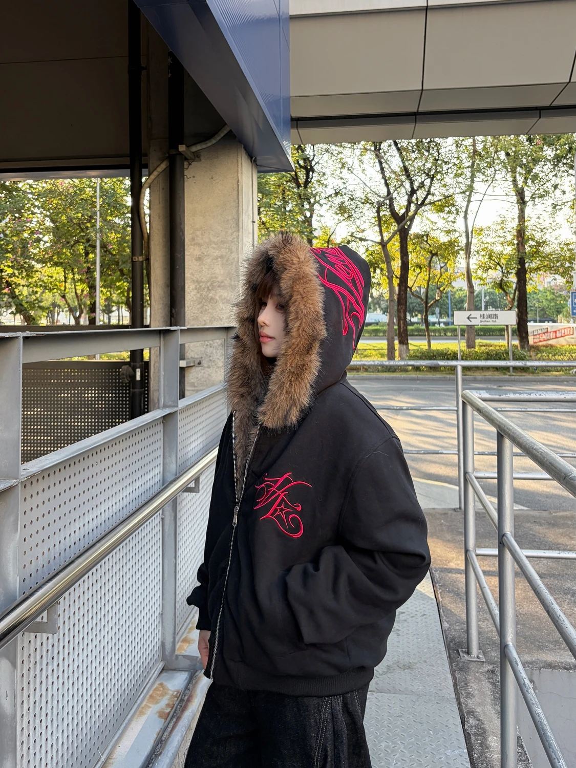 

Утепленная хлопковая куртка женская свободного кроя с вышивкой, винтажная, в уличном стиле, теплая, бренд Bodpeople Street Sle