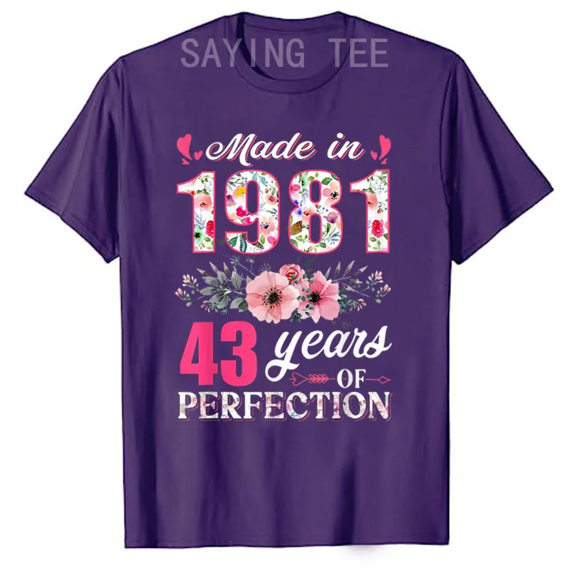 Camiseta estampada floral para mulher, roupa estética, camiseta gráfica, presente da mãe, presente de aniversário, feita em 1981, 43 anos, 43 anos