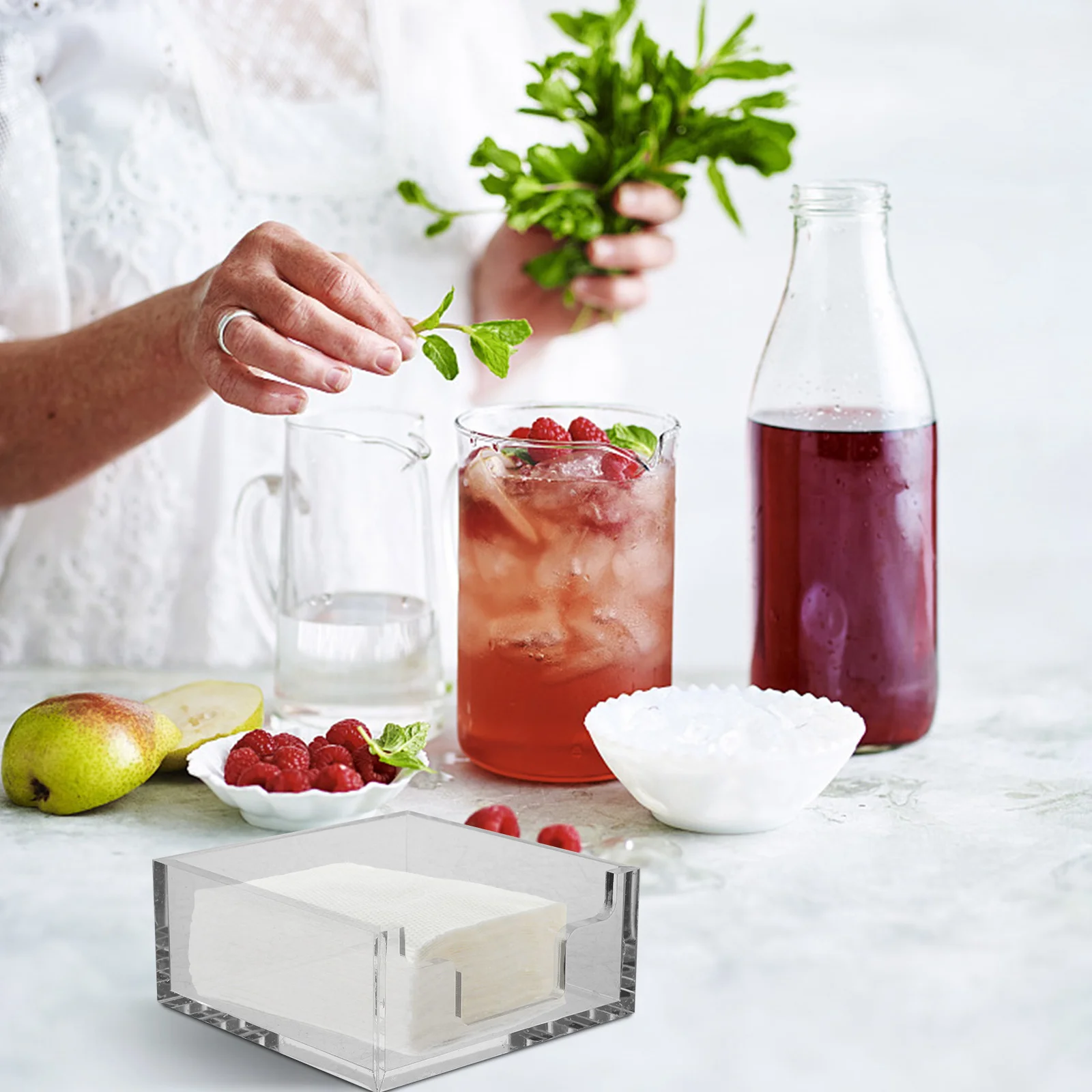 

Transparent Acrylic Tissue Box Large Capacity Napkin Holder Safe Rounded Corners for Kitchen Dining Hotel Bathroom Wedding Party