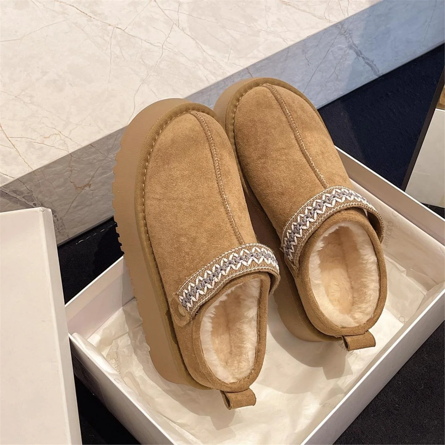 

Embroidered Thi Bot Snow Boots Women Winter Two-Way Wear Warm Plu Slip-On Anti-Slip Cotton oes Casual ort Tube