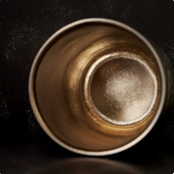 Traditional Chinese style gold and silver cloud pattern bronze rhinoceros wine cup titanium cup premium water gift box