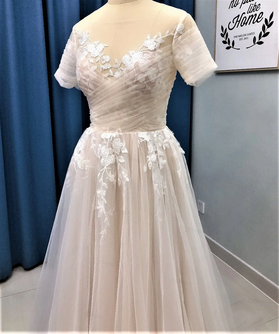 Romantische Fee Een Lijn Boho Trouwjurk V-hals 3d Bloemen Kant Tule Ivoor Bruid Bruidsjurken Moderne Korte Mouw Robe De Mariée