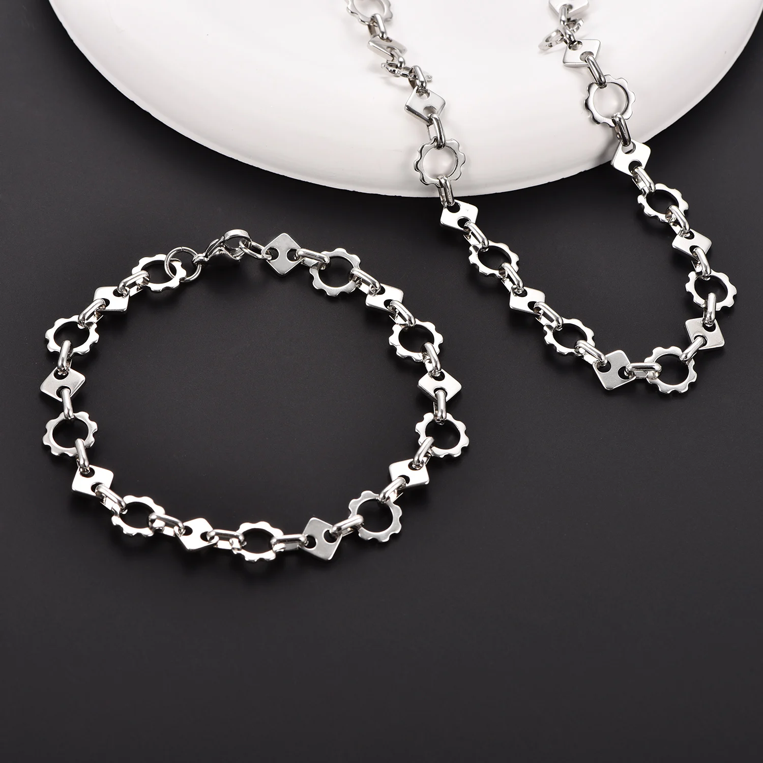 Versilberte Edelstahl-Halskette mit Gliederkette im Hip-Hop-Punk-Stil, handgefertigter DIY-Schmuck für Männer und Jungen – Detail 5