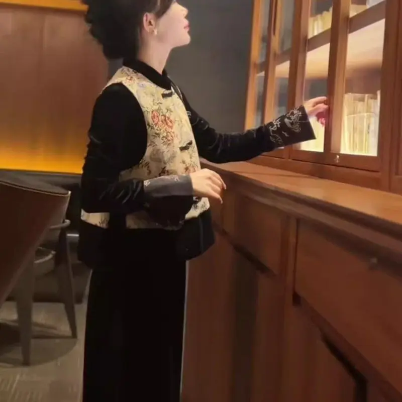 New Chinese Sle National Faion Buttoned Vest Jaet And Dr Two-Piece Set Women's Casual Print Long Sve Winter Outfit