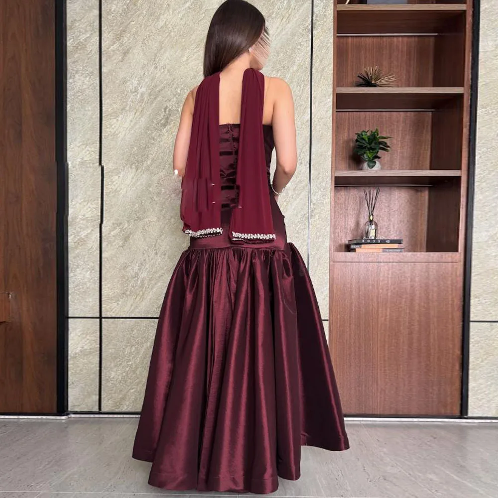 فستان حفلة موسيقية فضفاض باللون العنابي مخصص مع شال بدون حمالات على شكل حرف A ثوب مسائي رسمي كريستال فساتين كلها لوك الثاني