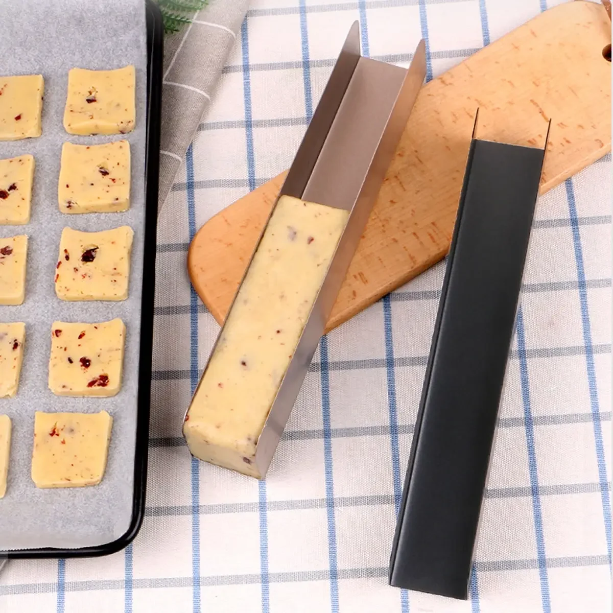 1pc - Versatile Non-Stick Pastry Baking Mold - Durable Metal U-Shape & Rectangle Shapes for Cookies and Bread, Ideal for DIY