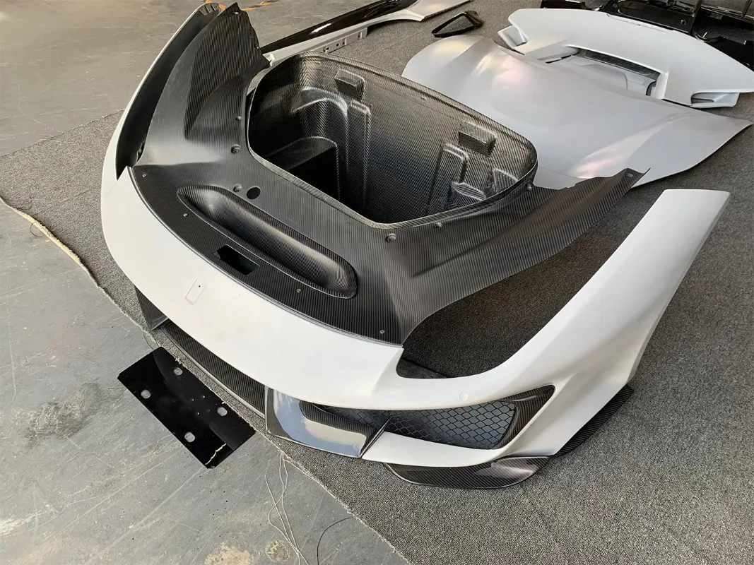 Carbon Car Bodykit Full Set Body Kit Diffuser Front Bumper Part Upgrade 488 Pista Face Lift Facelift for  488 GTB Spider