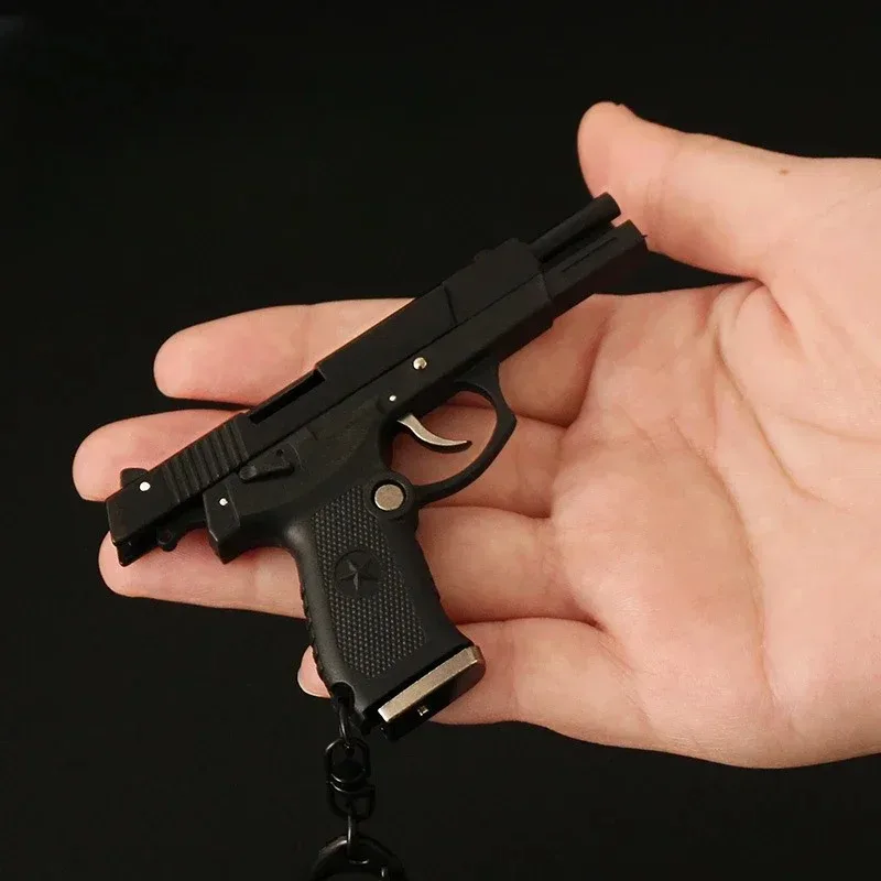 1:3 Semi Alloy QSZ92 Toy Gun Detachable Mini Gun Model Shell Ejection Pistol Keychain Pendant Ornament for Boys Gift