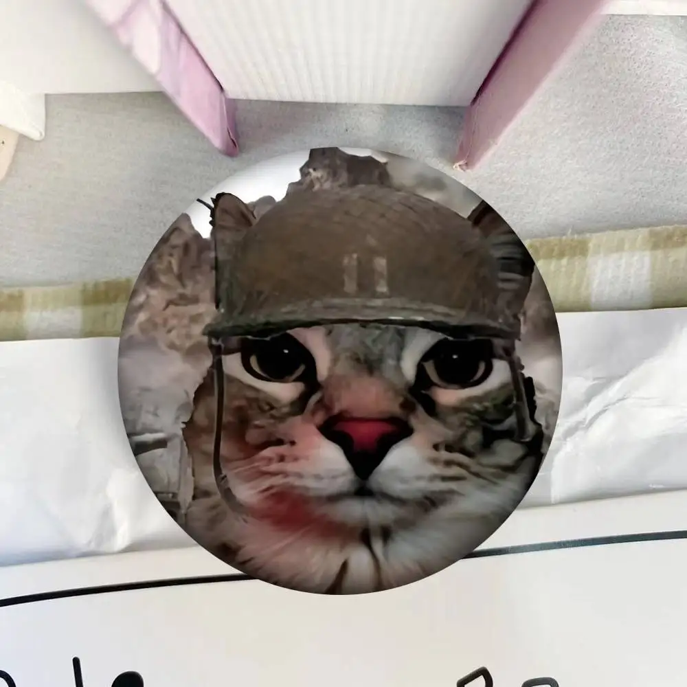 War Cat Thousand Yard Stare Meme Round Badge Creative Brooch Clothing Backpack Accessories Lapel Pin