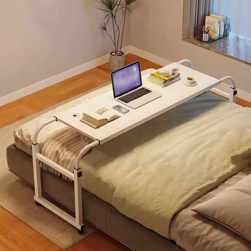 طاولة فوق السرير بعجلات، طاولة فوق السرير قابلة للتعديل مع 4 عجلات قابلة للقفل، طاولة كمبيوتر محمول بتصميم حافة منحنية