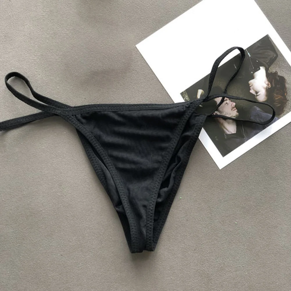 ملابس داخلية رفيعة للرجال باللون الأحمر مثيرة شفافة من خلال سلسلة G متوسط الحجم تناسب تصميم الحقيبة الانتفاخية نمط غير رسمي للاستخدام اليومي #2