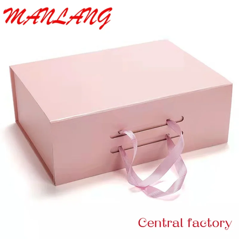 Custom  CustomHeavy Cardboard Customized Large Square Flat Pack Folding Magnetic Royal  Gift Boxes With Handle