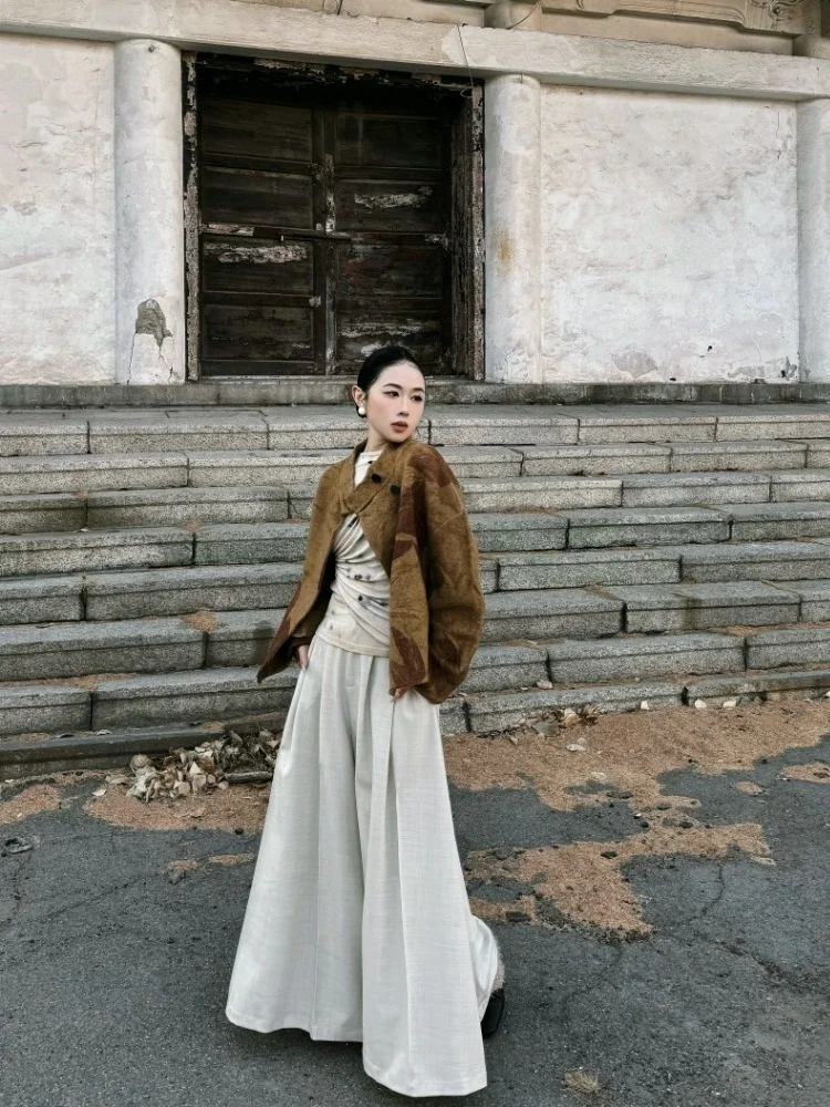 

Original Plant-Dyed Pinecone ort Woolen Coat Sweet Sle Loose Fit Wave Texture Decorative ort Outerwear for Women