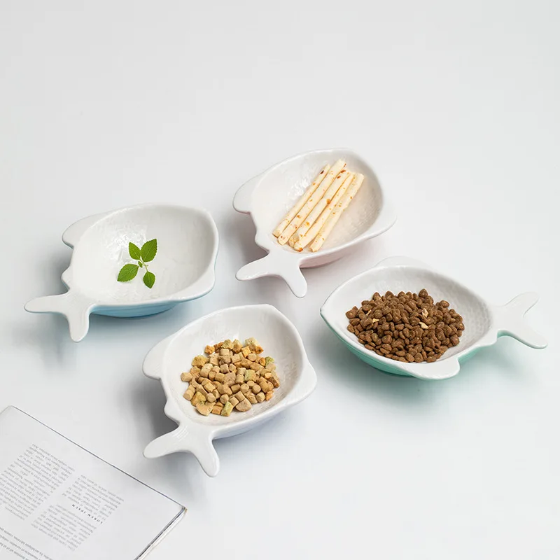 Fish Shaped Embossed Ceramic Pet Bowl