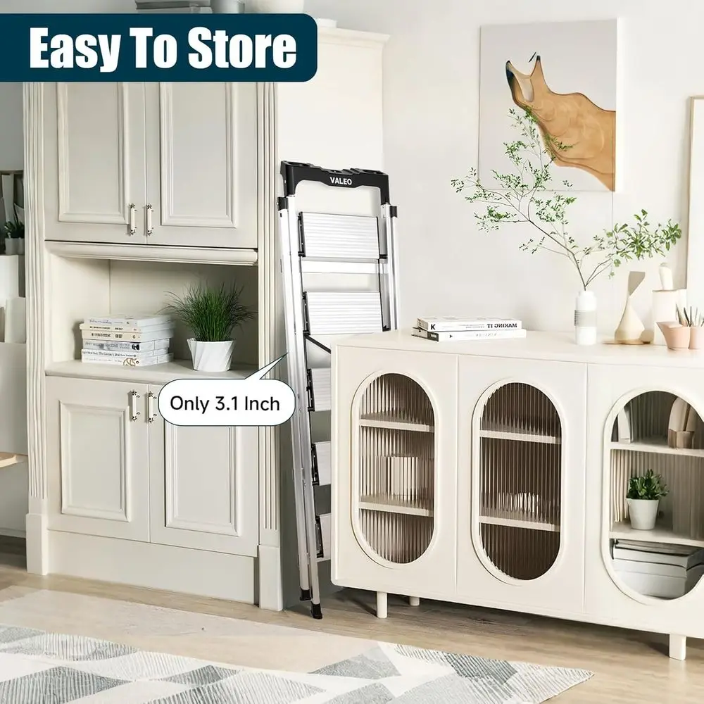 Échelle pliante en aluminium à 5 marches avec poignée, marches antidérapantes, charge de 330 lb, aide compacte pour cuisine/garage, portable, argent