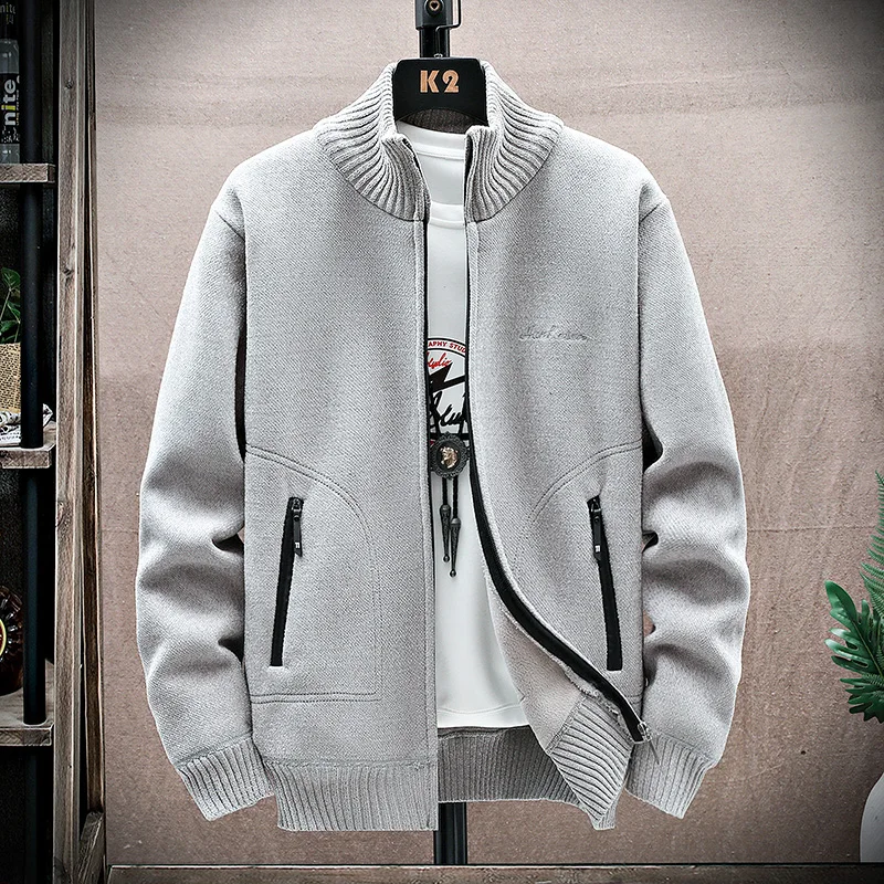 الرجال سترة متماسكة SweaterCoat 2024 الخريف الشتاء سميكة الدافئة أفخم الصلبة عادية الوقوف طوق سترة ملابس عصرية الكورية
