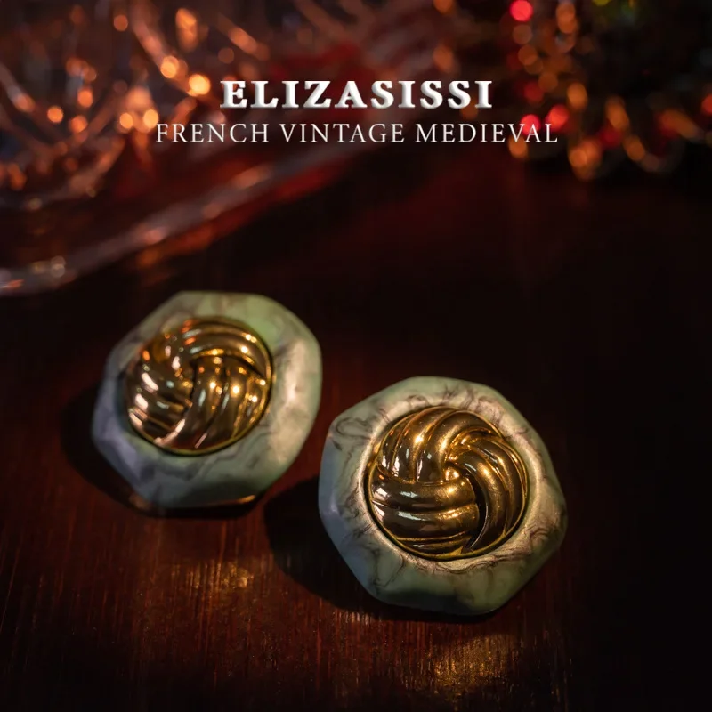 

Fashion medieval vintage Cuifa Li green loose hand carving irregular texture old retro court style stud earrings