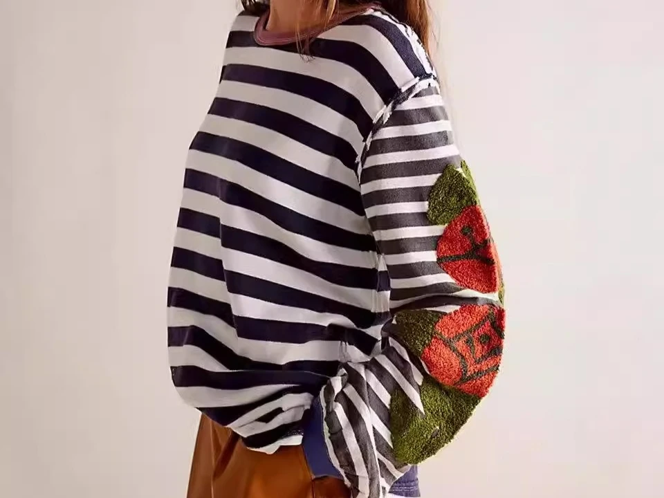 Hoodie Bordir Motif Duri Mawar dengan Kombinasi Warna Garis dan Kontras, Kemeja Lengan Panjang Musim Gugur dan Musim Dingin 2025